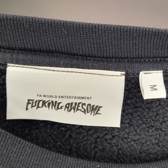 FA fuckingawesome Crewneck with Irradescent Logo size Medium - Picture 3 of 5
